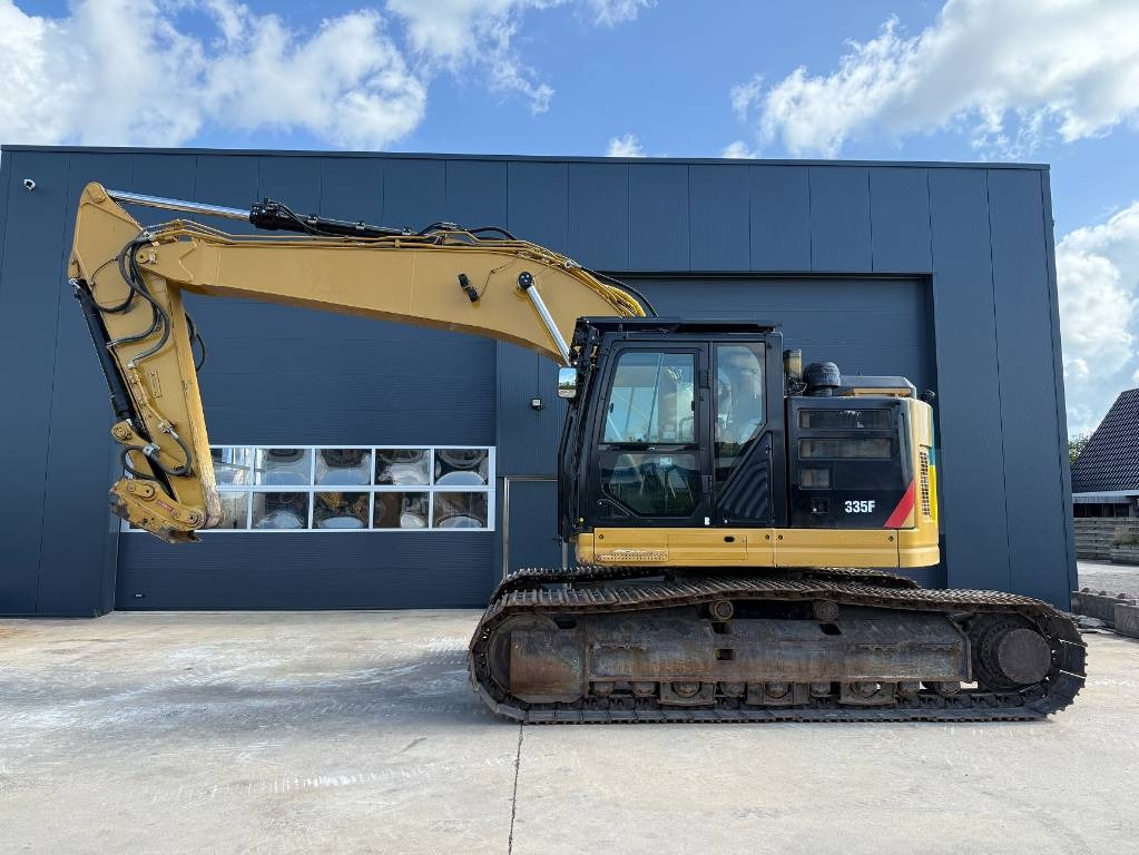 CAT 335 F L CR - 履带式挖掘机:图1 CAT 335 F L CR - 履带式挖掘机:图1