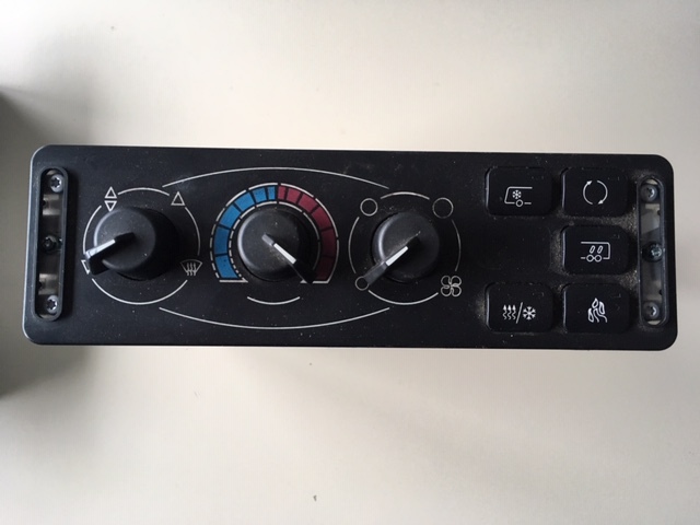 Wabco 4461950040,  ..0030,  ..0020 - 暖通系统 适用于 城市巴士:图1 Wabco 4461950040,  ..0030,  ..0020 - 暖通系统 适用于 城市巴士:图1