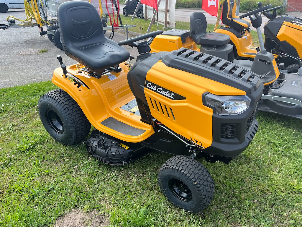 Cub Cadet LT1 NS92 - 园林割草机:图3 Cub Cadet LT1 NS92 - 园林割草机:图3