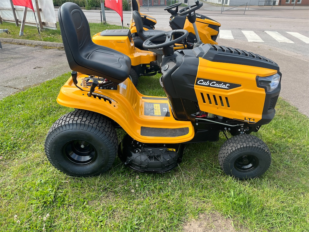 Cub Cadet LT1 NS92 - 园林割草机:图4 Cub Cadet LT1 NS92 - 园林割草机:图4