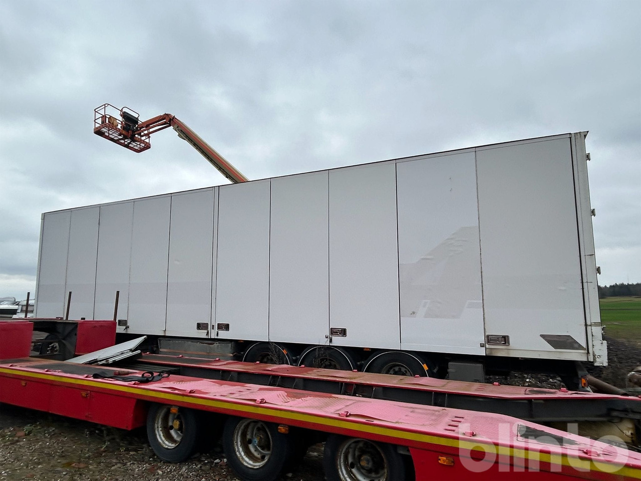 Ekeri/Krone - 封闭厢式半拖车, 多莉拖车:图4 Ekeri/Krone - 封闭厢式半拖车, 多莉拖车:图4