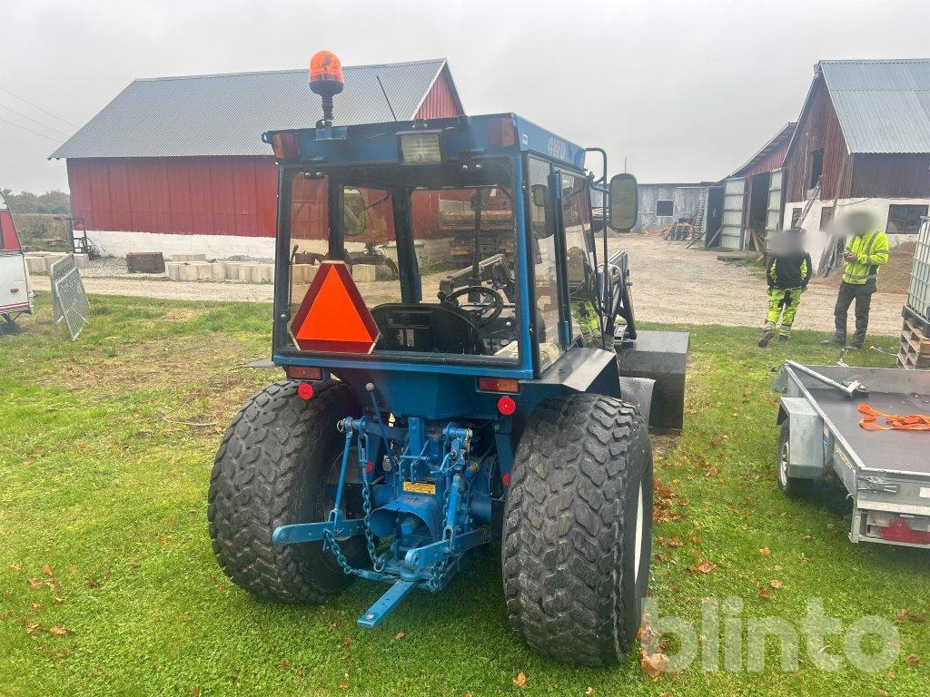 FORD 1910 4WD - 拖拉机:图3 FORD 1910 4WD - 拖拉机:图3