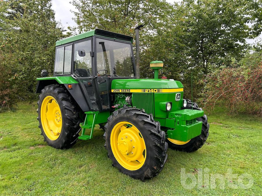 John Deere 2140 - 拖拉机:图2 John Deere 2140 - 拖拉机:图2