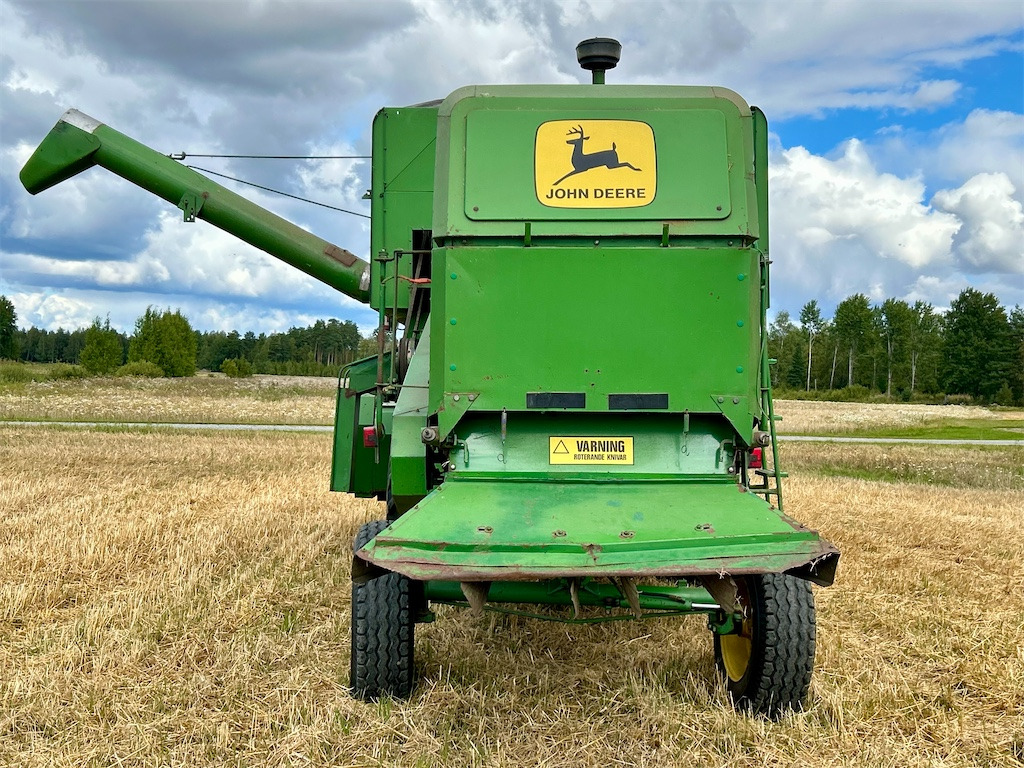 John Deere 952 - 联合收割机:图4 John Deere 952 - 联合收割机:图4