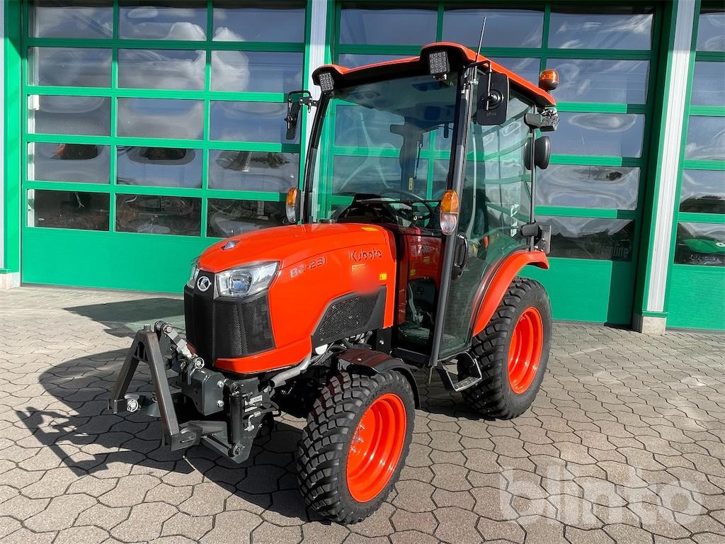 Kubota B2231 HC (Allrad) - 拖拉机:图1 Kubota B2231 HC (Allrad) - 拖拉机:图1
