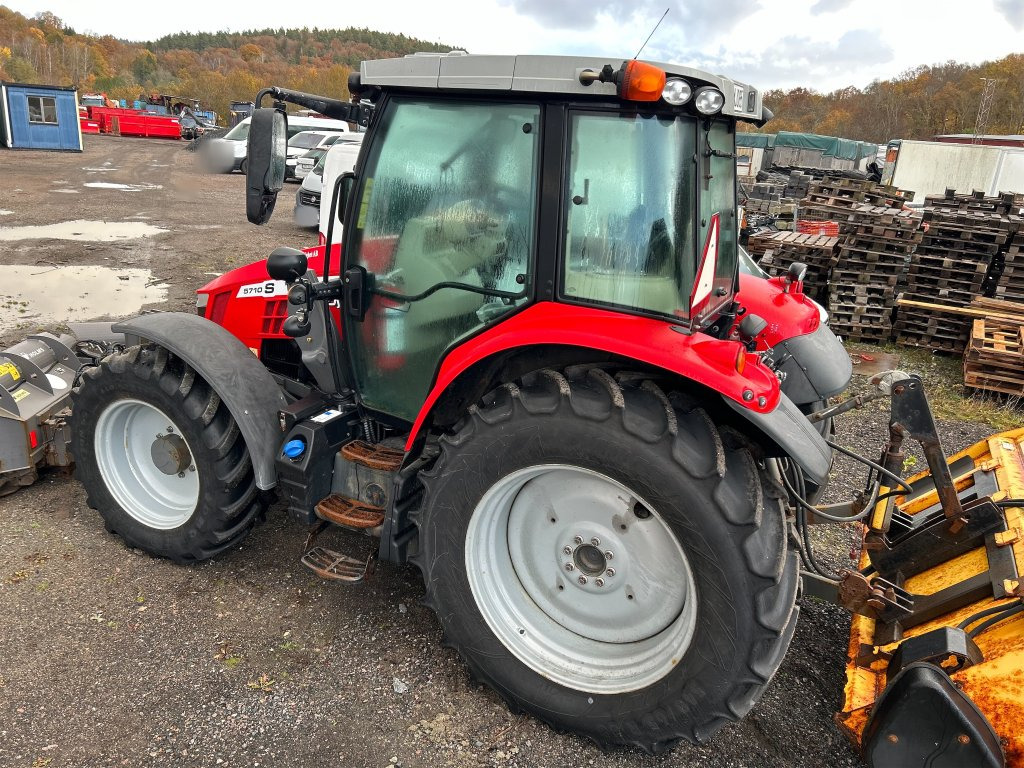 MASSEY FERGUSON 5710 S DYNA 4 - 拖拉机:图5 MASSEY FERGUSON 5710 S DYNA 4 - 拖拉机:图5