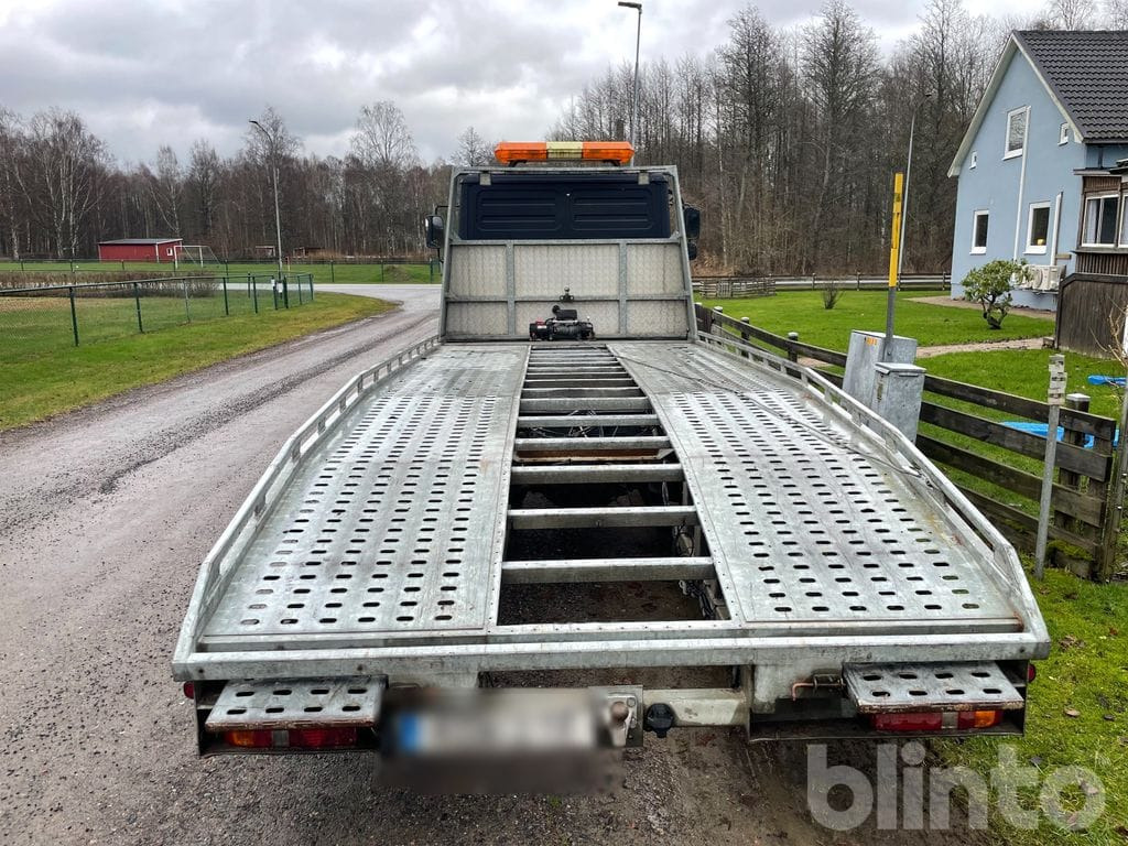 Mercedes 814 - 自动转运卡车:图3 Mercedes 814 - 自动转运卡车:图3