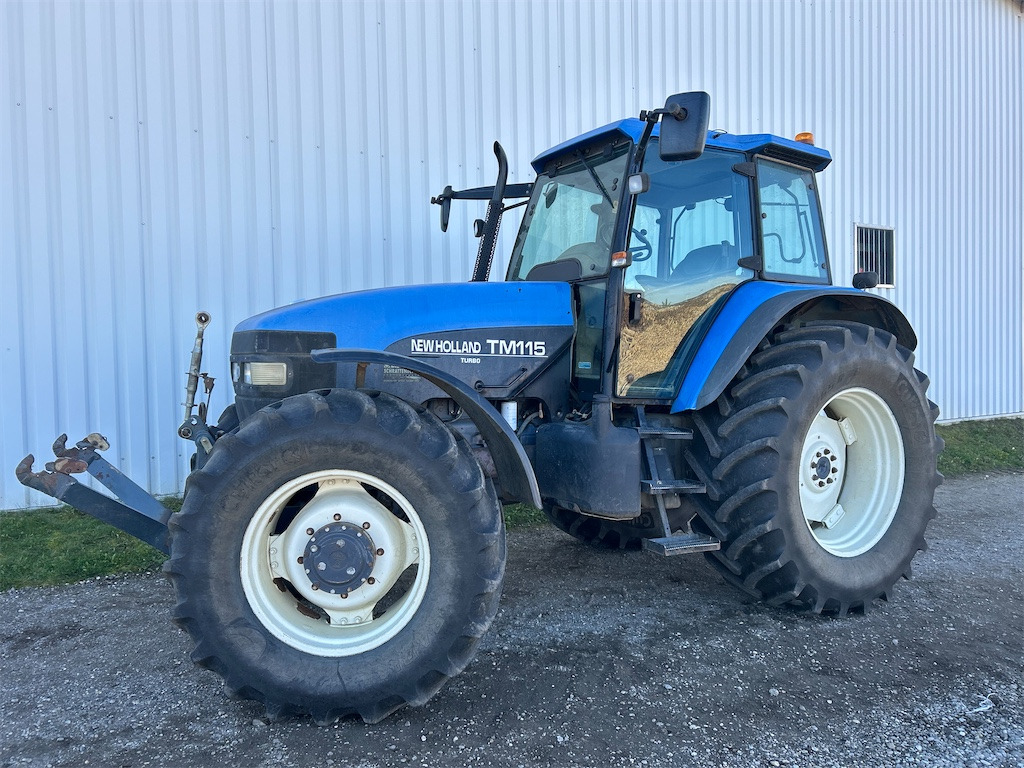 New Holland TM115 (2001) - 拖拉机:图1 New Holland TM115 (2001) - 拖拉机:图1