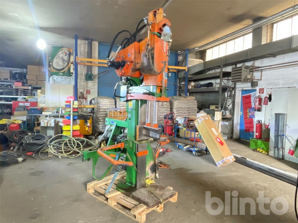 Posch Hydo Combi 24 (2012) - 劈木机:图1 Posch Hydo Combi 24 (2012) - 劈木机:图1