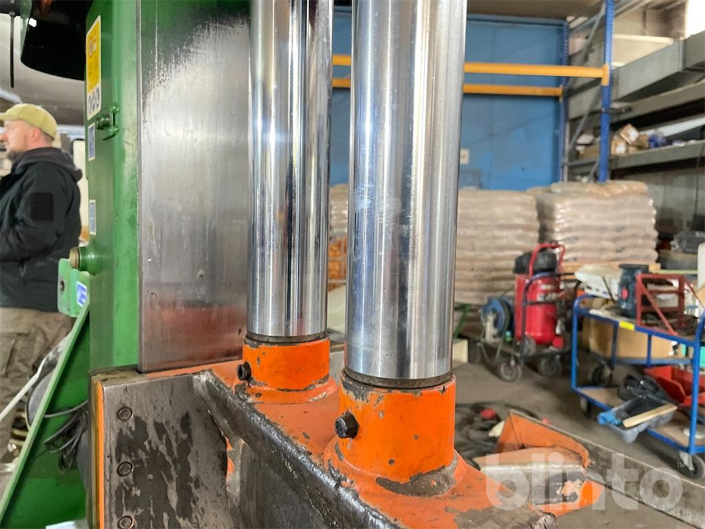 劈木机 Posch Hydo Combi 24 (2012)：图23