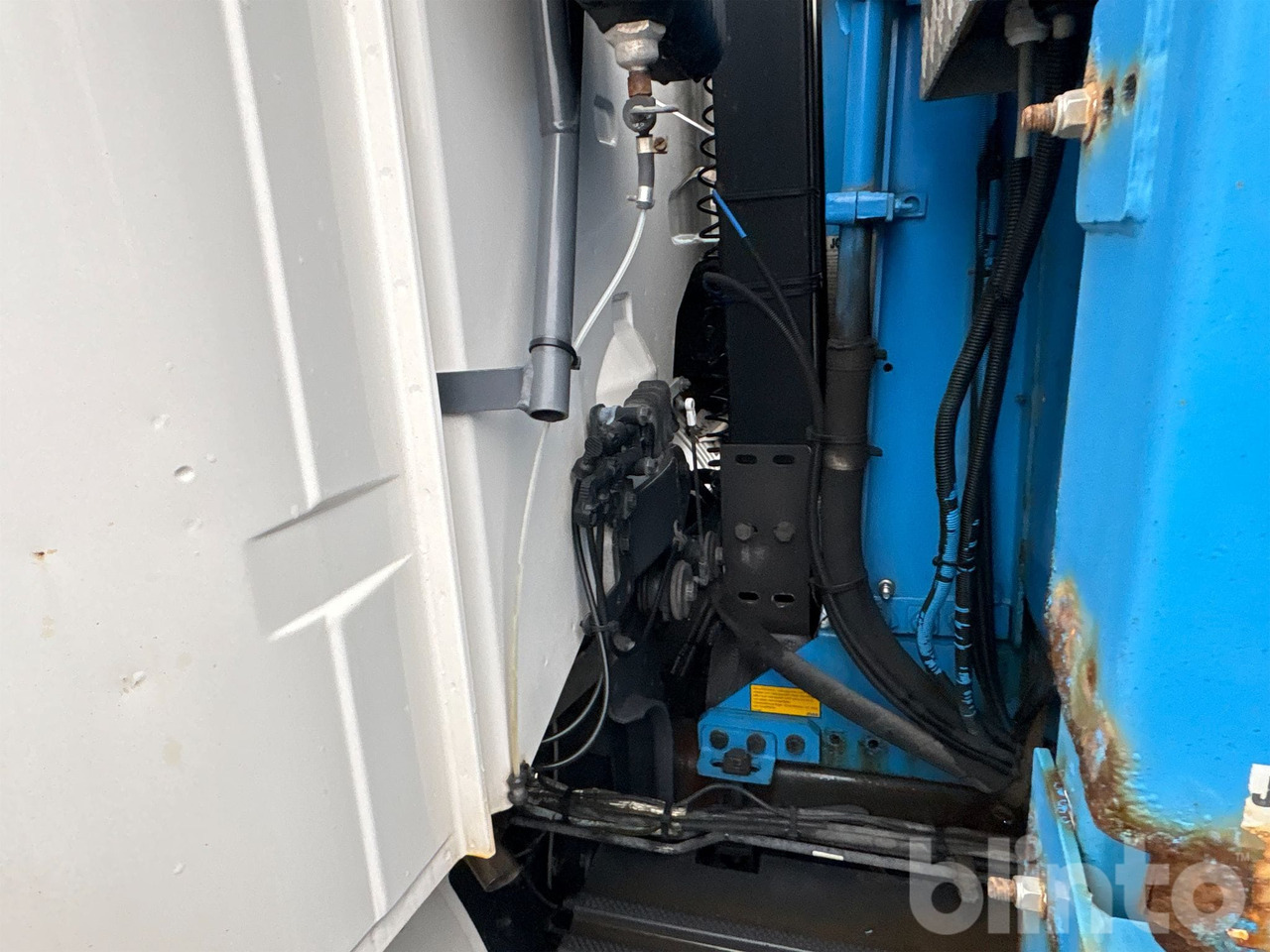 箕斗装载车 SCANIA G450LB6X2*4HNB：图19