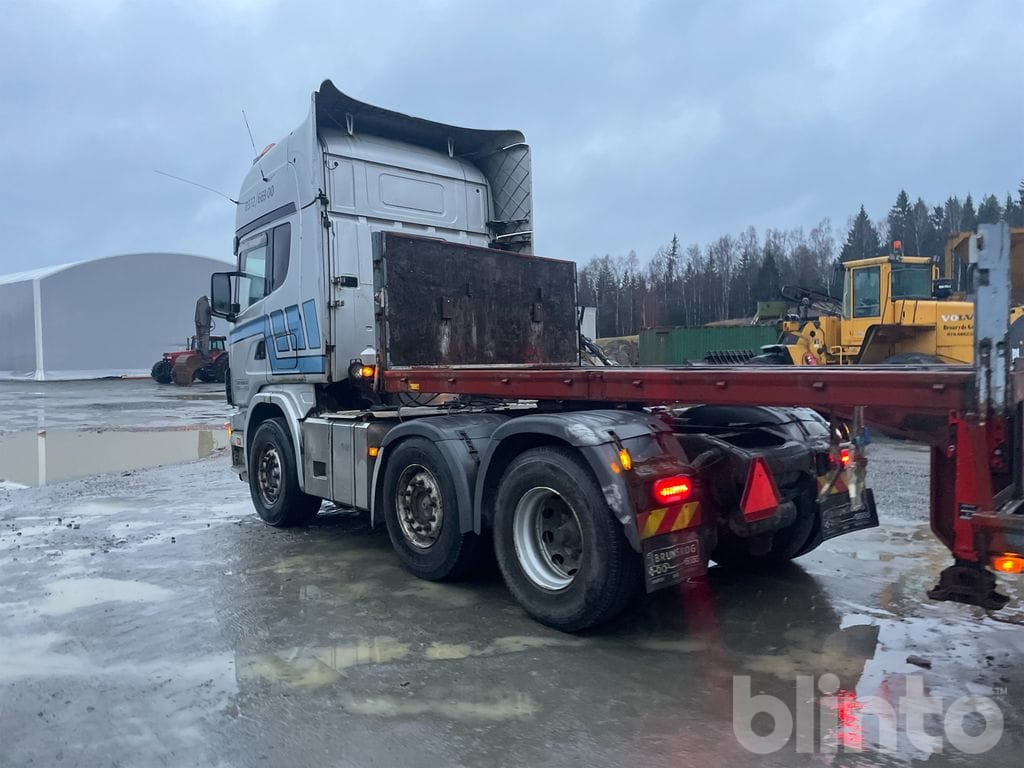 SCANIA R124LA6X2/4 NA med trailer - 牵引车, 栏板式/ 平板半拖车:图5 SCANIA R124LA6X2/4 NA med trailer - 牵引车, 栏板式/ 平板半拖车:图5