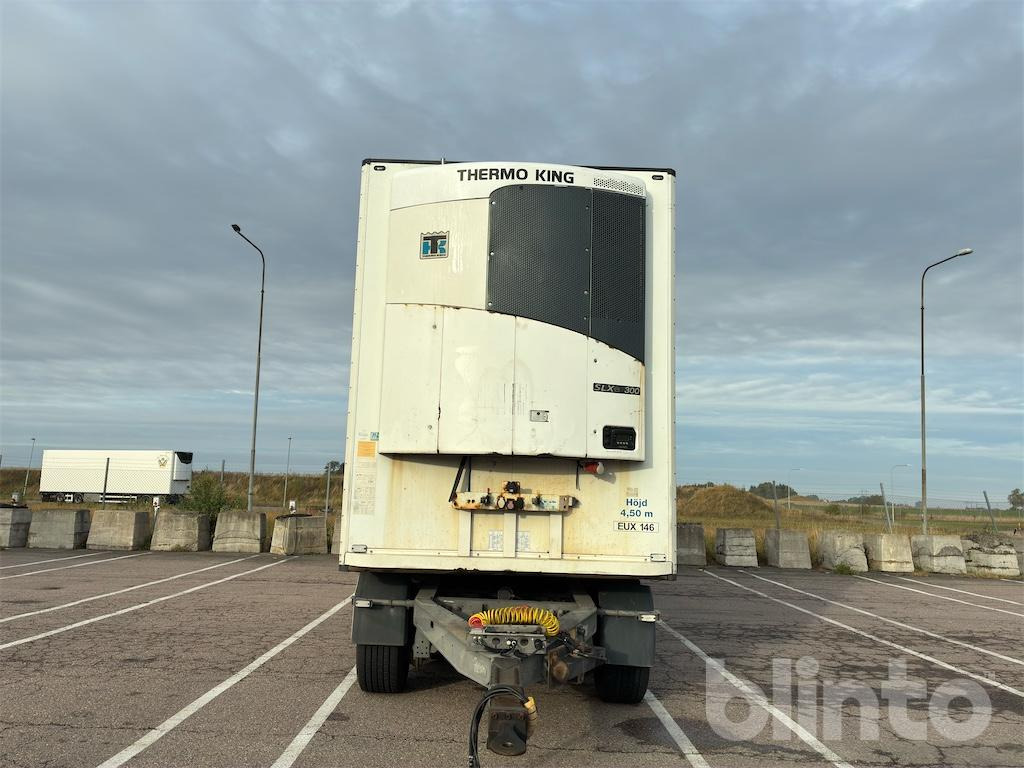 SCHMITZ CARGOBULL - 冷藏拖车:图2 SCHMITZ CARGOBULL - 冷藏拖车:图2