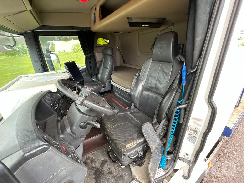 Scania R410 6X2*4 JOAB VL 18U - 箕斗装载车:图4 Scania R410 6X2*4 JOAB VL 18U - 箕斗装载车:图4