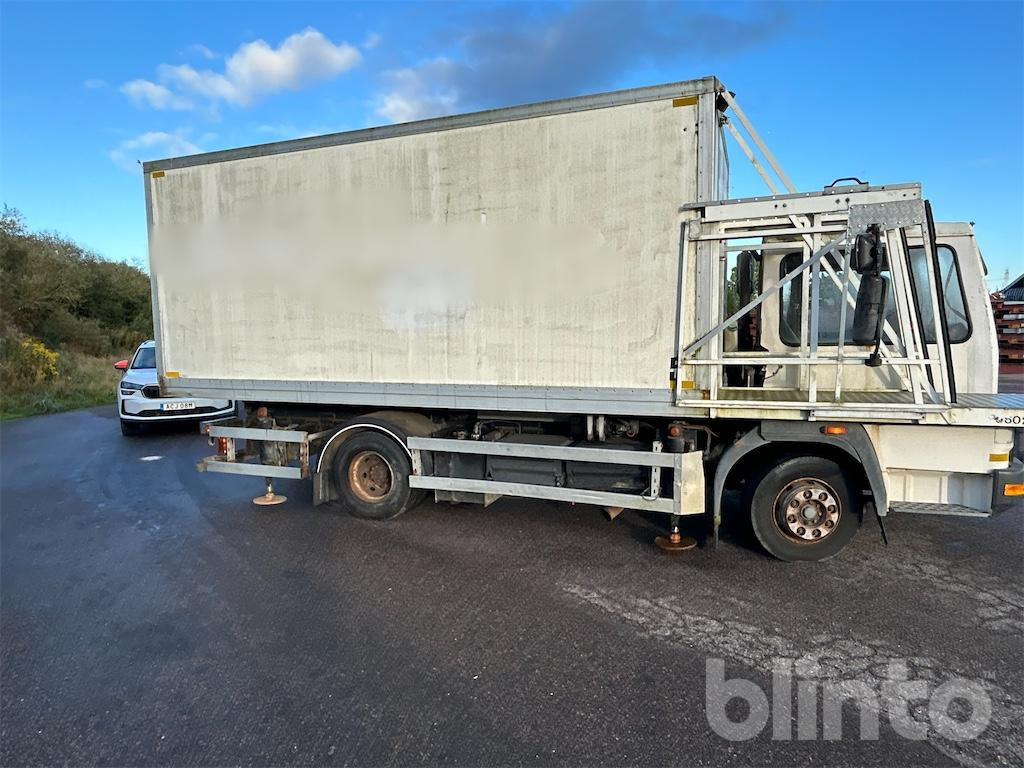 VOLVO FL608 J MNLAST 4*2 - 飞机食品车:图4 VOLVO FL608 J MNLAST 4*2 - 飞机食品车:图4