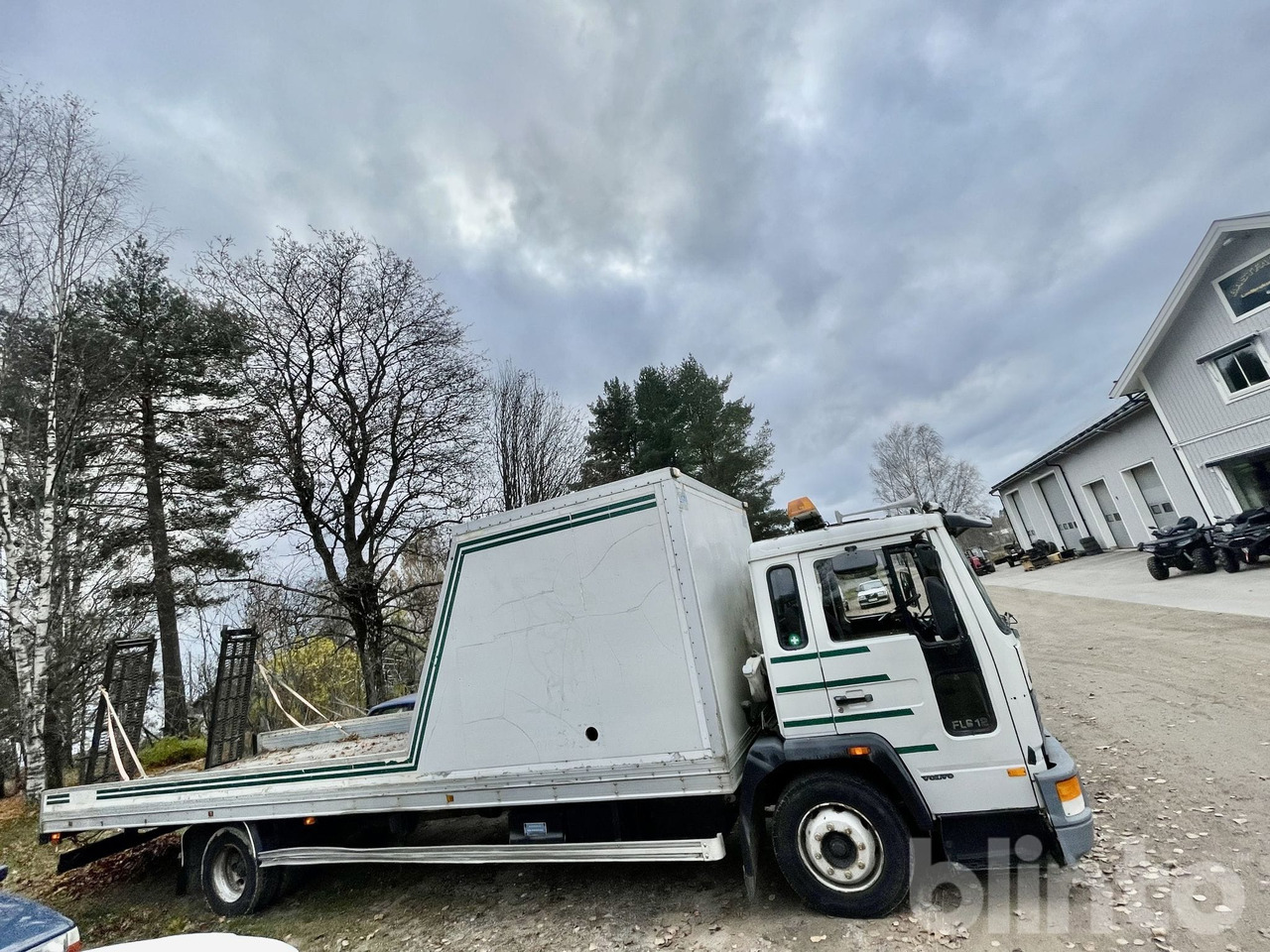 VOLVO FL612 4X2 med ramper - 栏板式/ 平板卡车:图3 VOLVO FL612 4X2 med ramper - 栏板式/ 平板卡车:图3