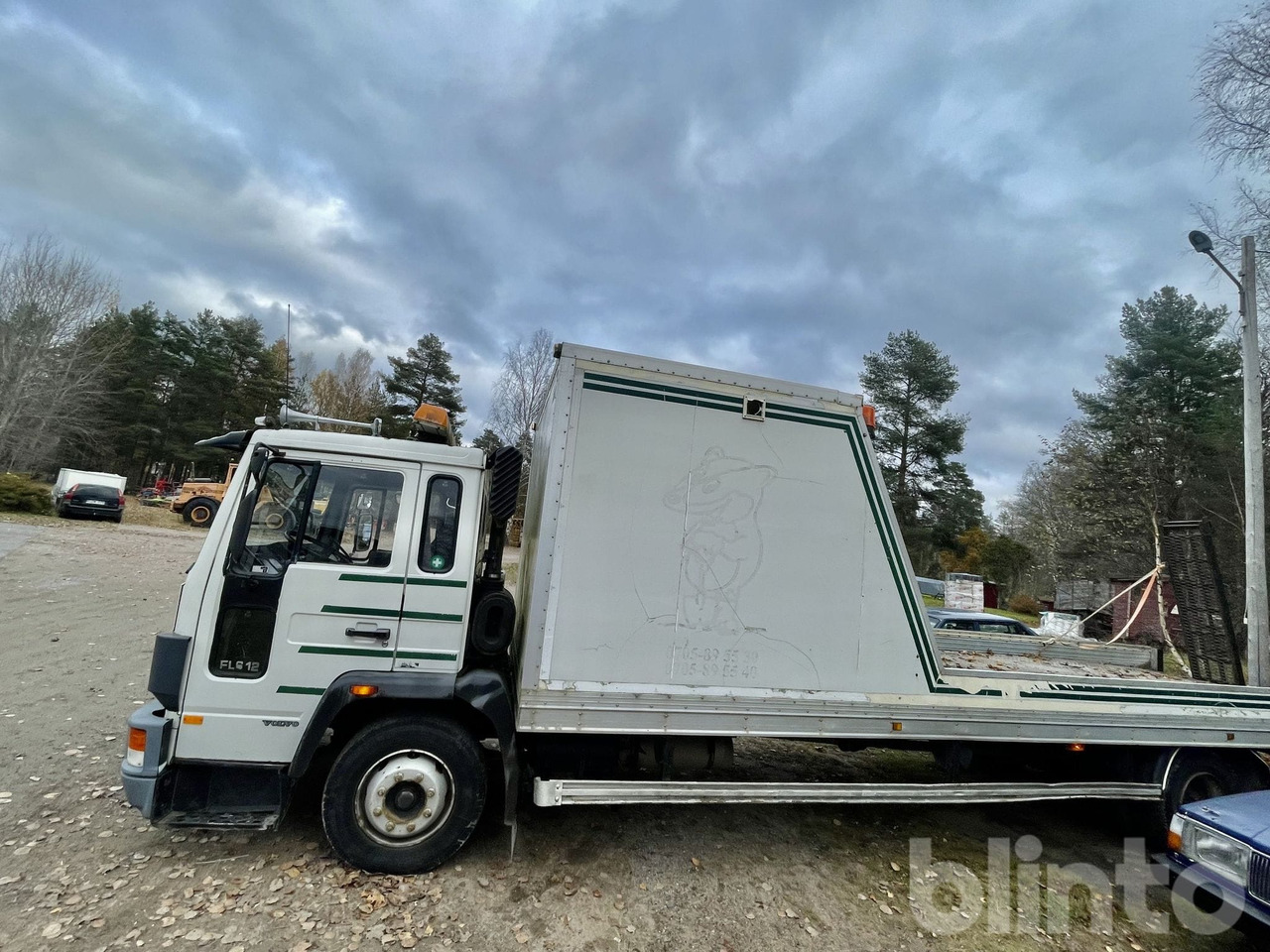 VOLVO FL612 4X2 med ramper - 栏板式/ 平板卡车:图4 VOLVO FL612 4X2 med ramper - 栏板式/ 平板卡车:图4
