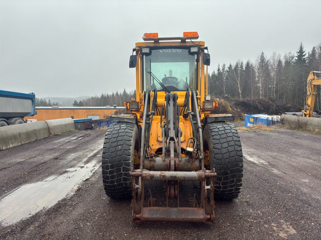 Volvo BM L70B - 轮式装载机:图2 Volvo BM L70B - 轮式装载机:图2