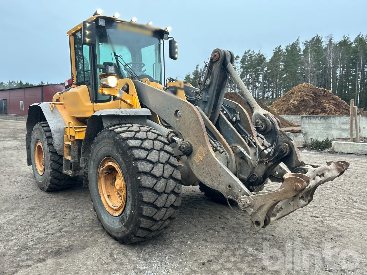 Volvo L110F - 轮式装载机:图3 Volvo L110F - 轮式装载机:图3