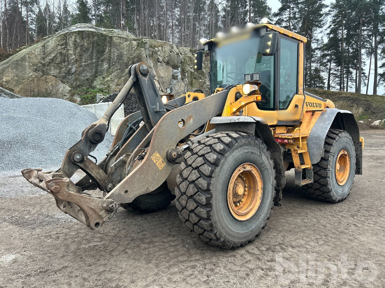 Volvo L110F - 轮式装载机:图1 Volvo L110F - 轮式装载机:图1