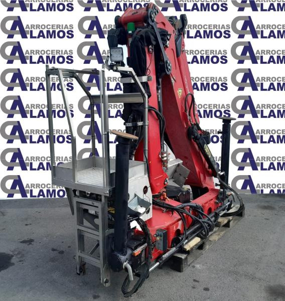 PALFINGER EPSILON PALFINGER C70Z73 - 装载起重机:图1 PALFINGER EPSILON PALFINGER C70Z73 - 装载起重机:图1