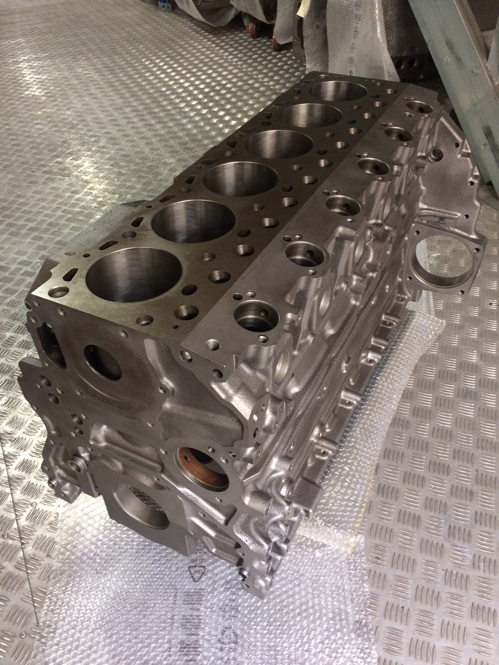 BASAMENTO MERCEDES OM906LA / OM906HLA - 曲轴箱:图2 BASAMENTO MERCEDES OM906LA / OM906HLA - 曲轴箱:图2