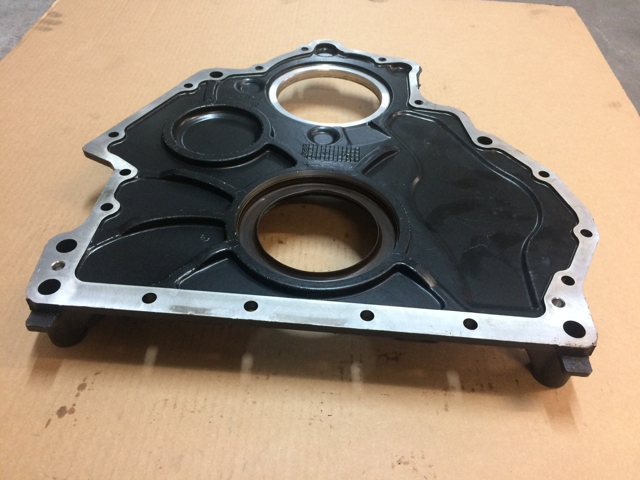 COPERCHIO BASAMENTO MAN 51015015025 - 曲轴箱 适用于 卡车:图5 COPERCHIO BASAMENTO MAN 51015015025 - 曲轴箱 适用于 卡车:图5