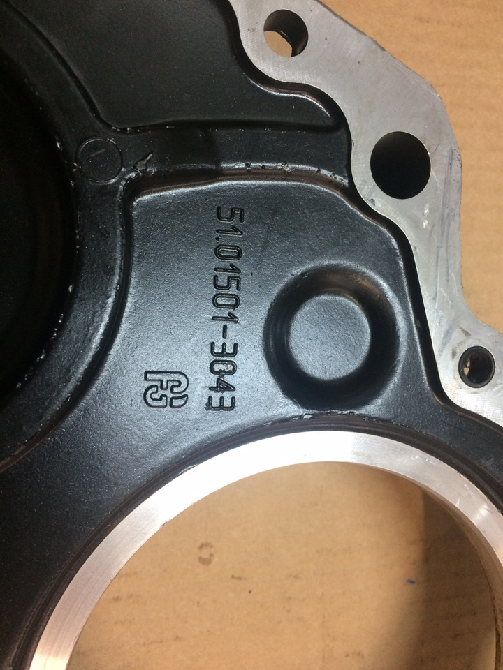 COPERCHIO BASAMENTO MAN 51015015025 - 曲轴箱 适用于 卡车:图3 COPERCHIO BASAMENTO MAN 51015015025 - 曲轴箱 适用于 卡车:图3