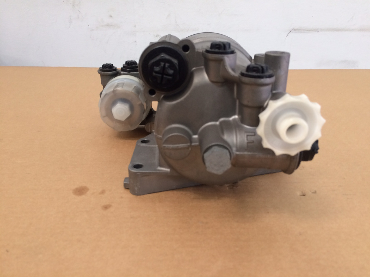 燃料过滤器 适用于 卡车 GRUPPO FILTRO CARBURANTE SENZA RISCALDAMENTO MAN：图6