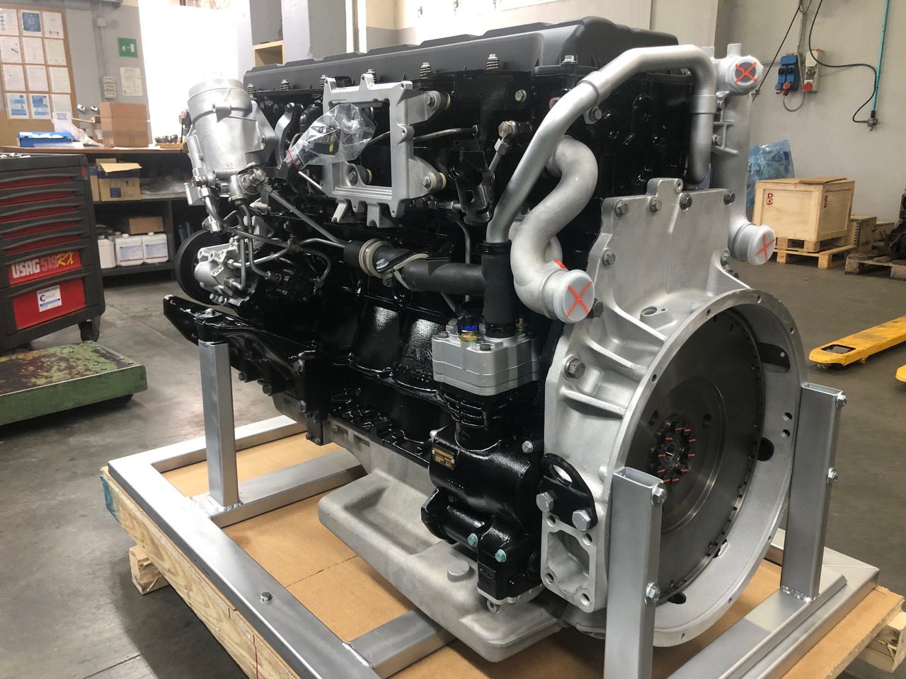 发动机 MOTORE MAN D2066LOH02 / MAN D2066 LOH02:图7 发动机 MOTORE MAN D2066LOH02 / MAN D2066 LOH02:图7