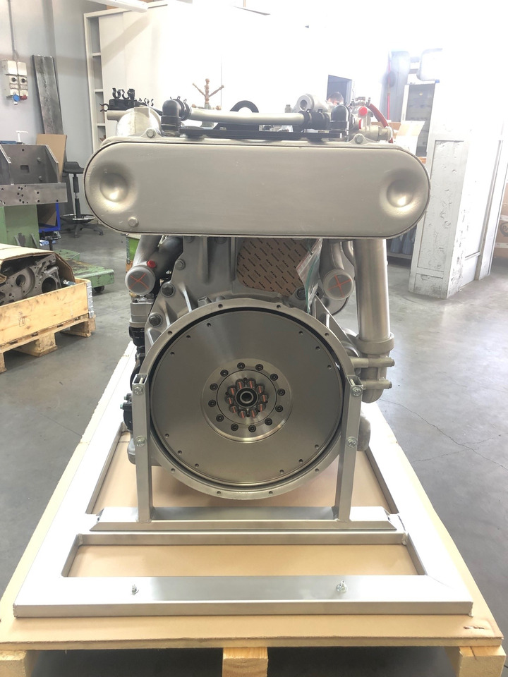 MOTORE MAN D2676LOH27 / MAN D2676 LOH27 - 发动机:图4 MOTORE MAN D2676LOH27 / MAN D2676 LOH27 - 发动机:图4