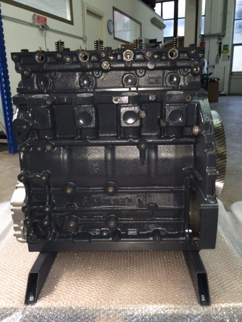 MOTORE MERCEDES OM904 - 发动机:图4 MOTORE MERCEDES OM904 - 发动机:图4