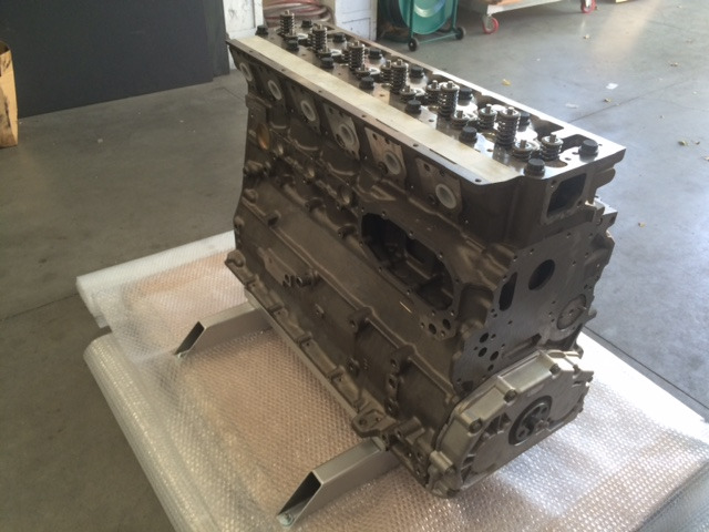 MOTORE MERCEDES OM906LA - VAR. 906.950 - Euro 2 - 发动机:图3 MOTORE MERCEDES OM906LA - VAR. 906.950 - Euro 2 - 发动机:图3