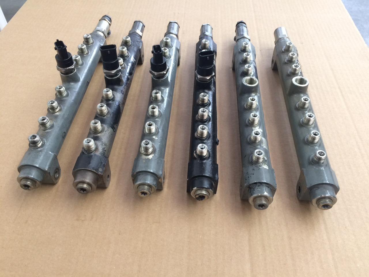TUBO PRESSIONE COMMON RAIL MAN 51103116039 - 燃料系统:图4 TUBO PRESSIONE COMMON RAIL MAN 51103116039 - 燃料系统:图4