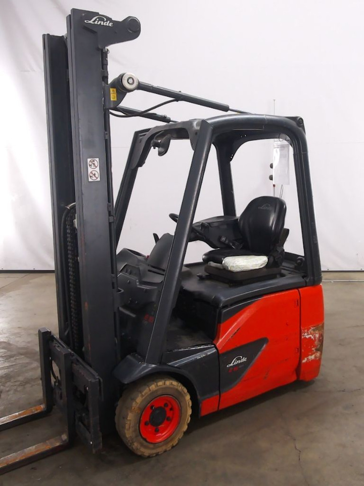 Linde E15 - 电动叉车:图2 Linde E15 - 电动叉车:图2