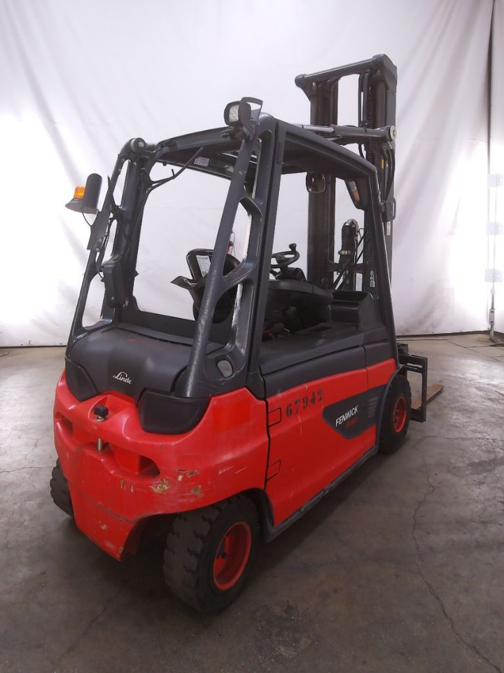 Linde E30L-01 - 电动叉车:图2 Linde E30L-01 - 电动叉车:图2