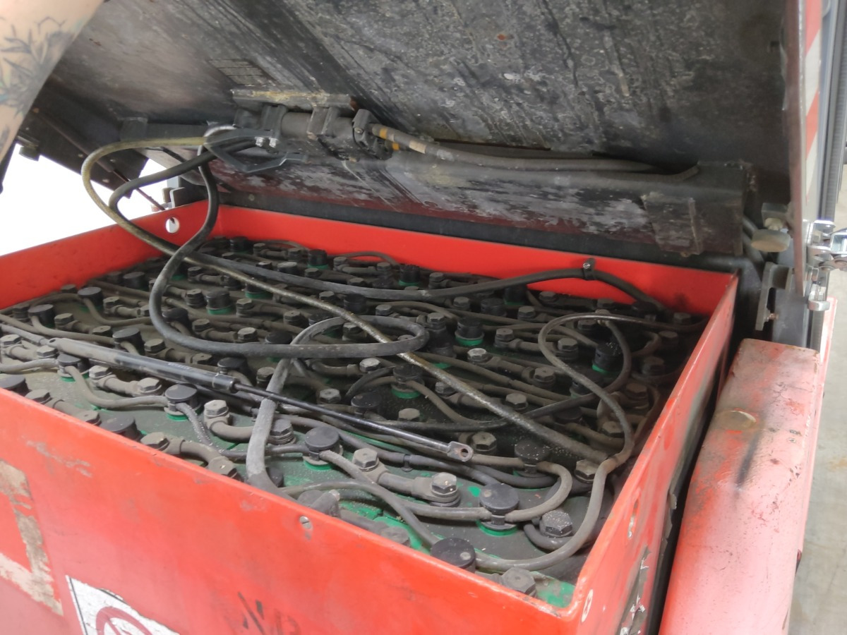 Linde E35P - 电动叉车:图4 Linde E35P - 电动叉车:图4