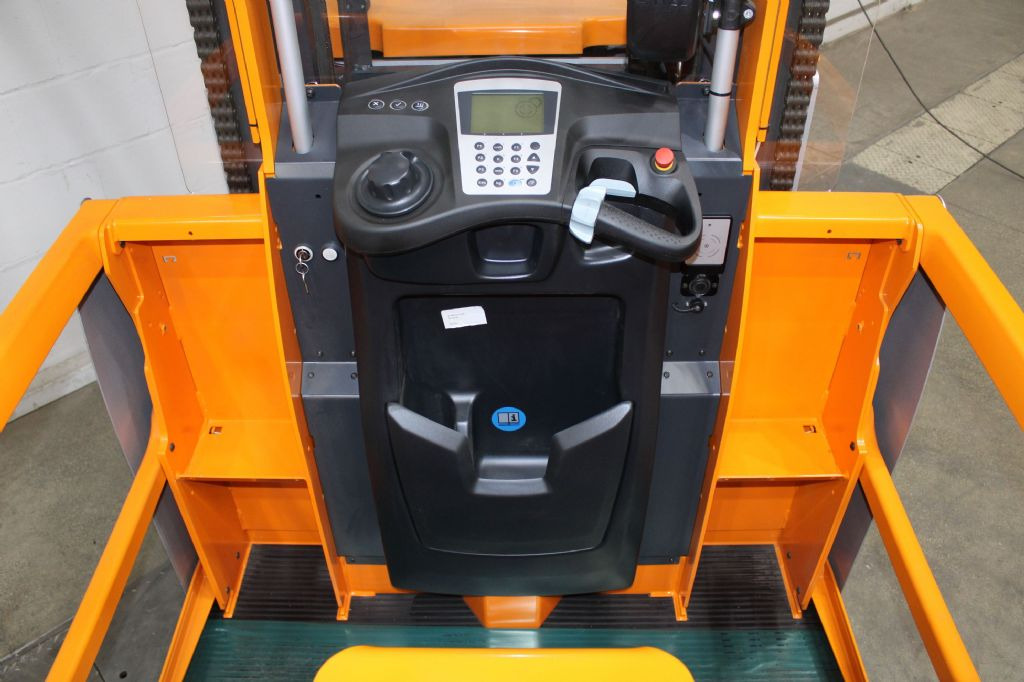 拣选车 Still EK-X48：图7