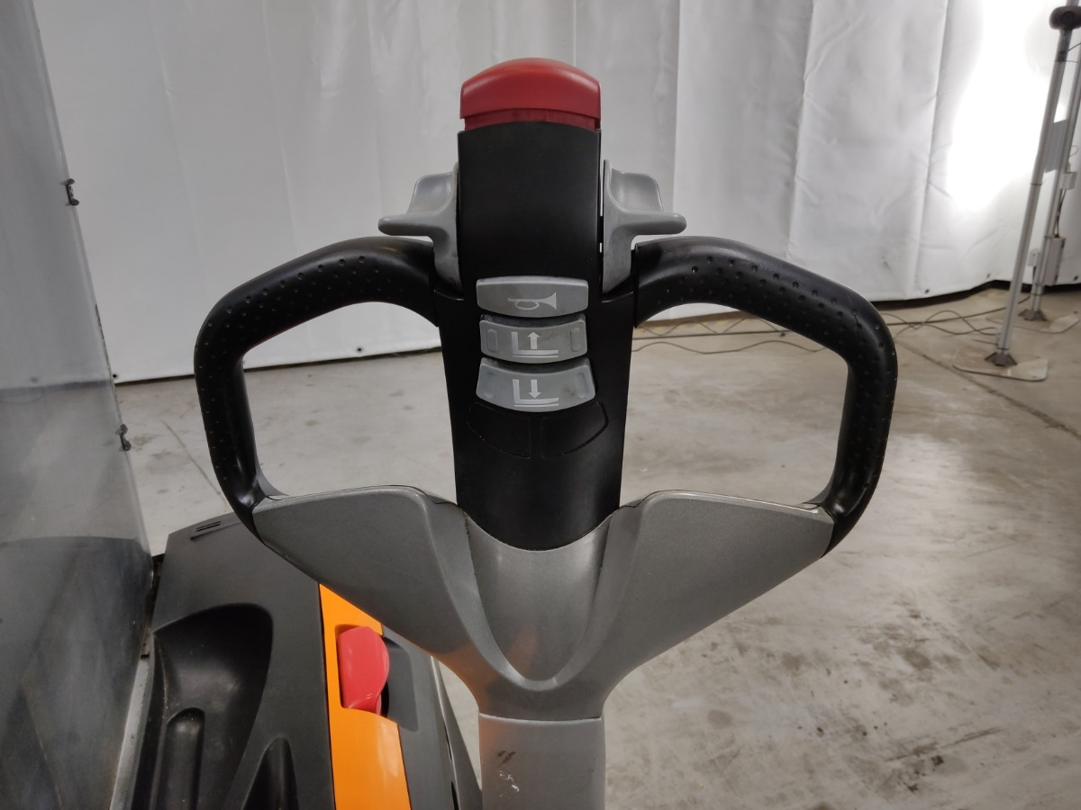 Still EXV12 - 堆垛机:图3 Still EXV12 - 堆垛机:图3