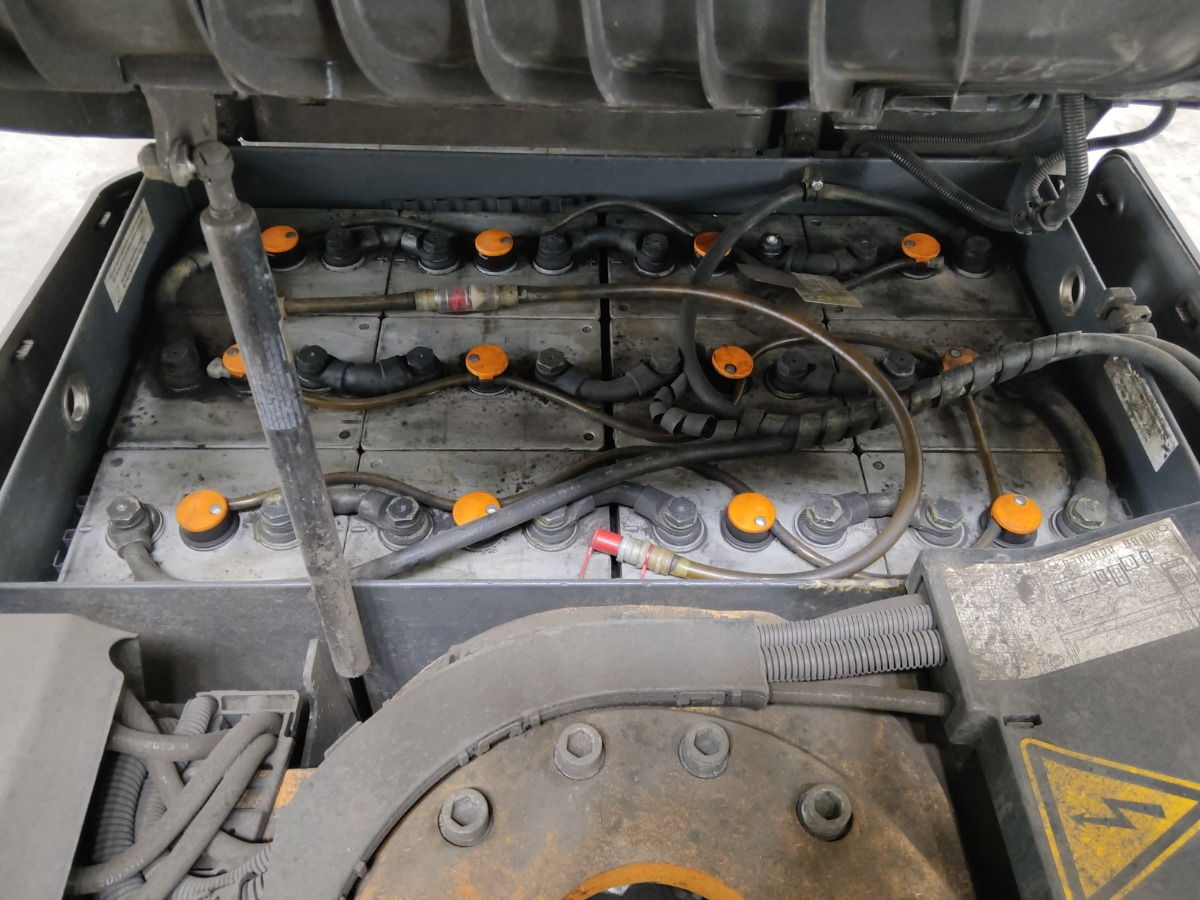 Still RX50-15 - 电动叉车:图4 Still RX50-15 - 电动叉车:图4