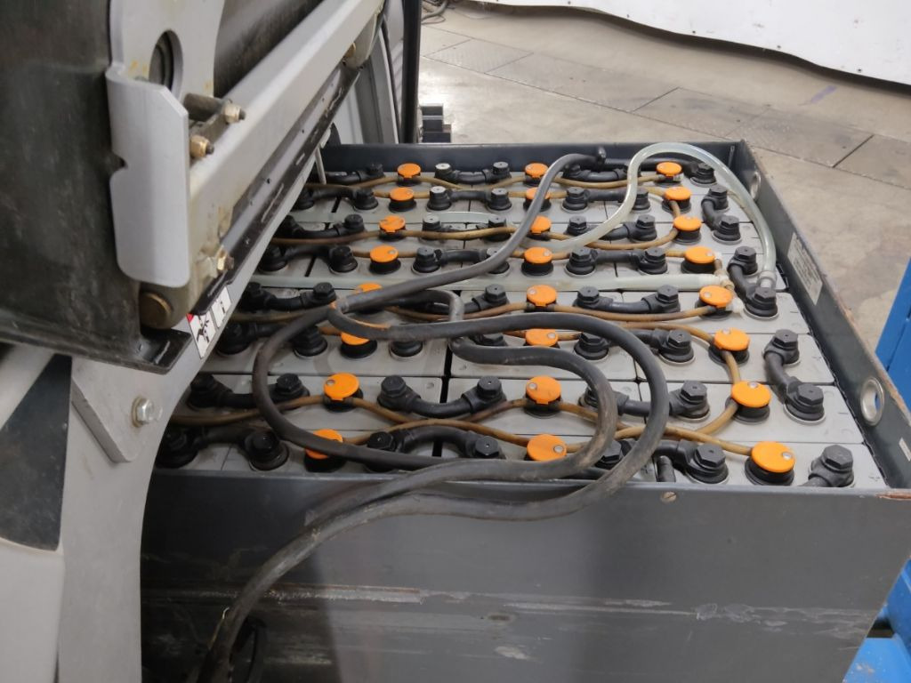 Still RX60-30 - 电动叉车:图4 Still RX60-30 - 电动叉车:图4