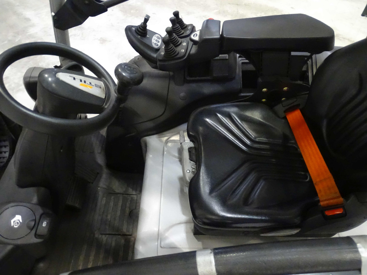 Still RX60-35 - 电动叉车:图3 Still RX60-35 - 电动叉车:图3