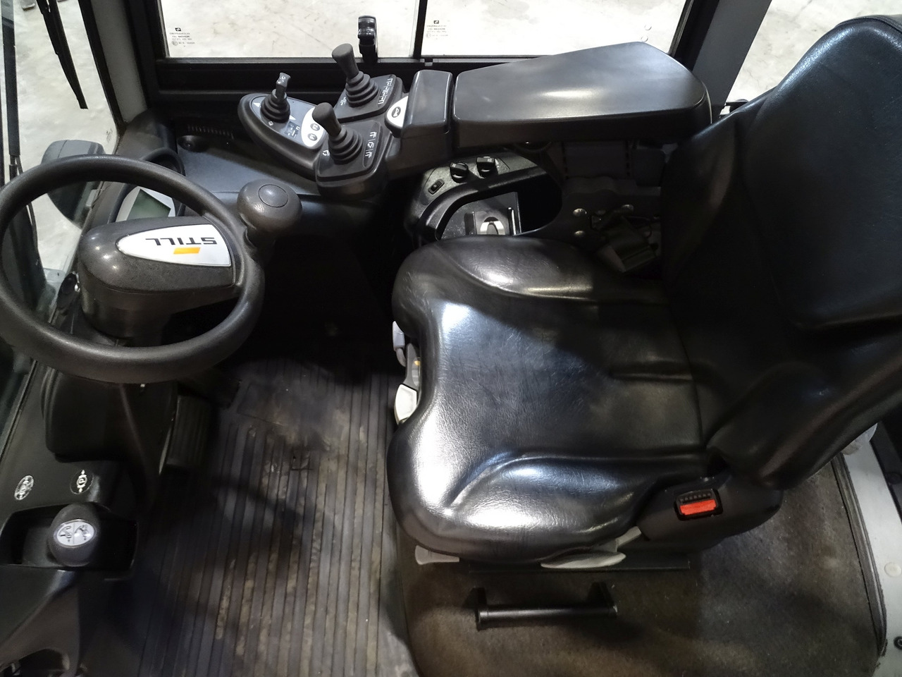 Still RX70-45 - 柴油叉车:图3 Still RX70-45 - 柴油叉车:图3