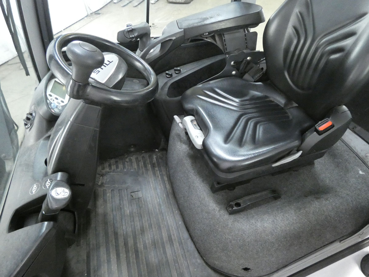 Still RX70-45 - 柴油叉车:图3 Still RX70-45 - 柴油叉车:图3