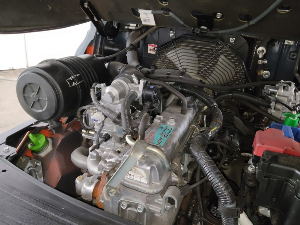 Toyota 02-8FGF15 - 叉车:图4 Toyota 02-8FGF15 - 叉车:图4