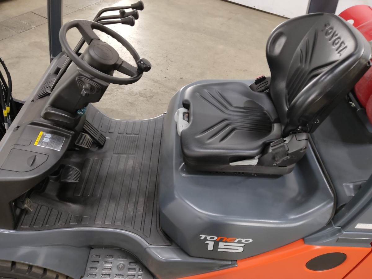 Toyota 02-8FGF15 - 叉车:图3 Toyota 02-8FGF15 - 叉车:图3