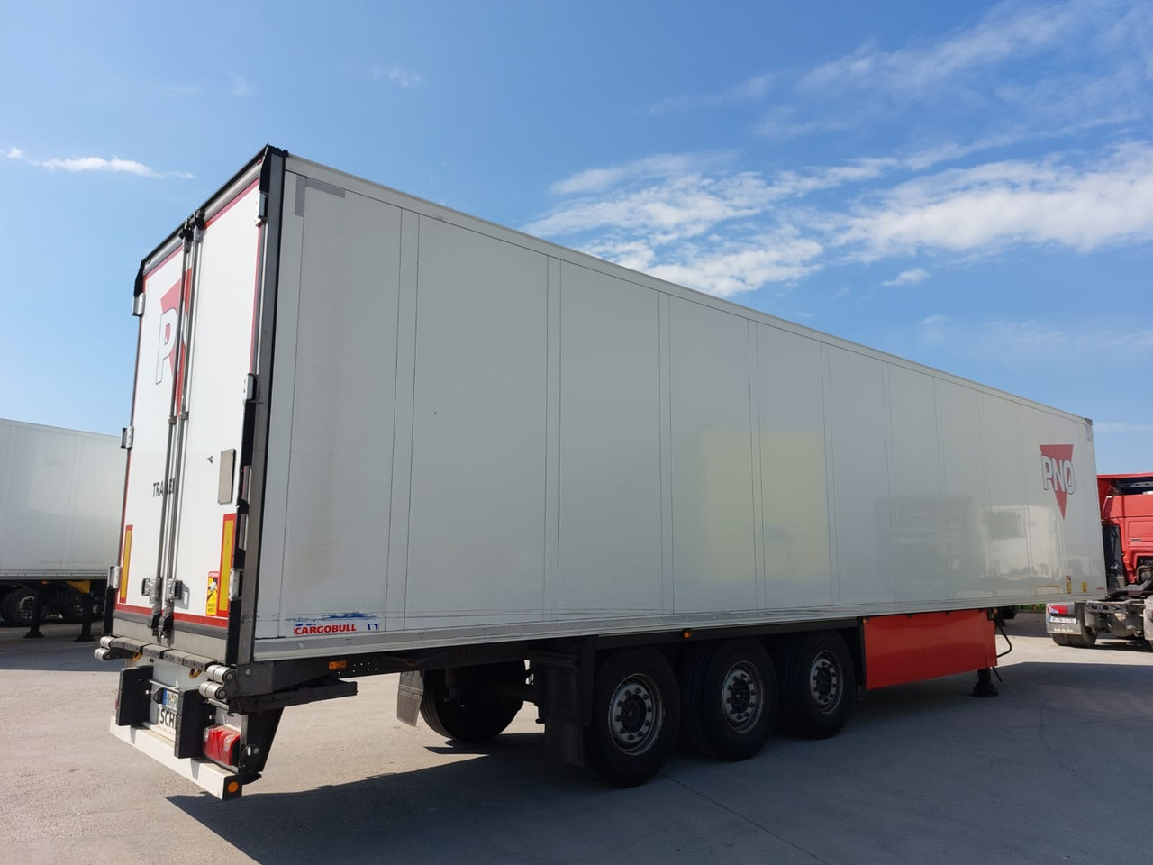 Schmitz Cargobull SCB*S3B - 冷藏半拖车:图4 Schmitz Cargobull SCB*S3B - 冷藏半拖车:图4