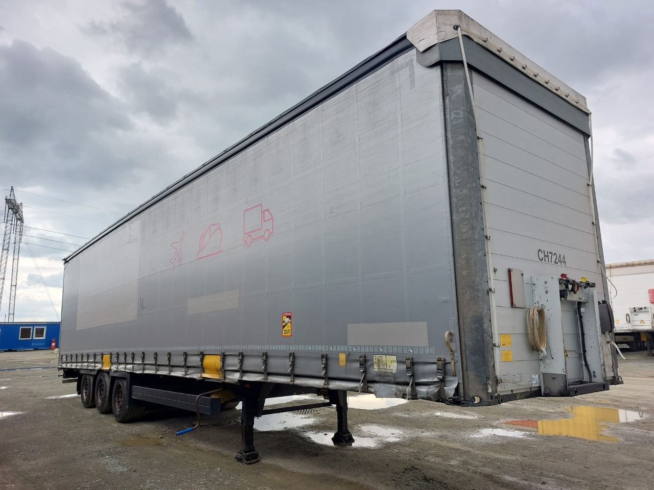 Schmitz Cargobull SCB*S3B - 侧帘半拖车:图3 Schmitz Cargobull SCB*S3B - 侧帘半拖车:图3
