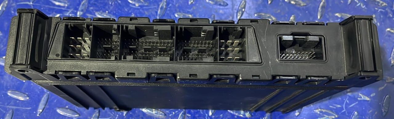 DAF XF CF VECU Control Unit Module 2176060 - ECU:图3 DAF XF CF VECU Control Unit Module 2176060 - ECU:图3