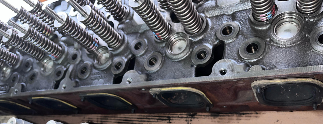 Mercedes Actros MP4 Euro 6 Cylinderhead OM470 - 发动机及其零件 适用于 卡车:图3 Mercedes Actros MP4 Euro 6 Cylinderhead OM470 - 发动机及其零件 适用于 卡车:图3